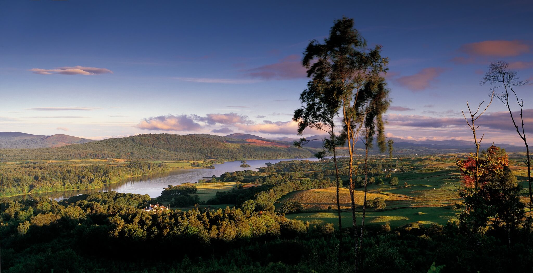 SCOTLAND IN OCTOBER - Le Mouching