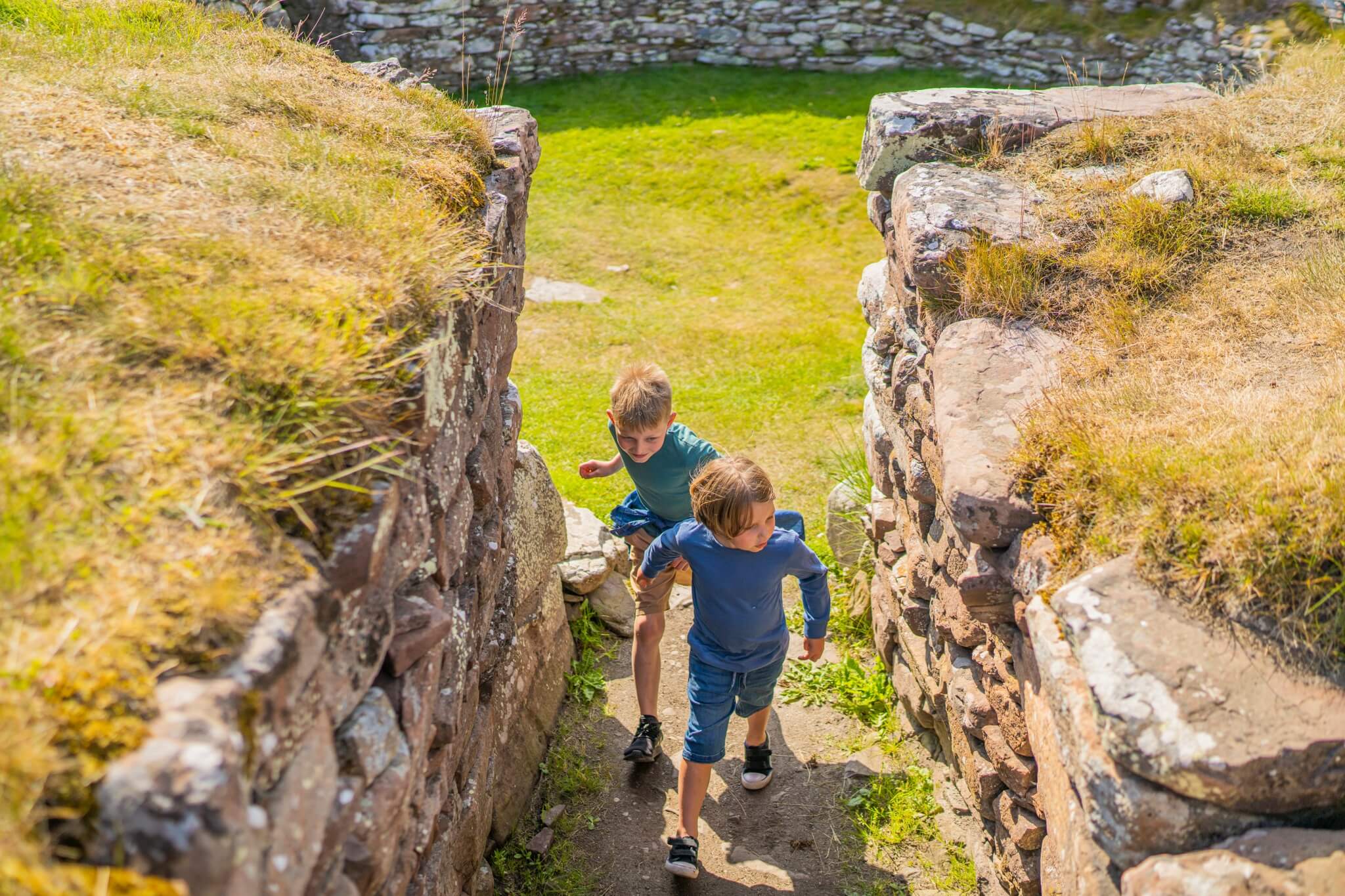 historical places to visit in scotland