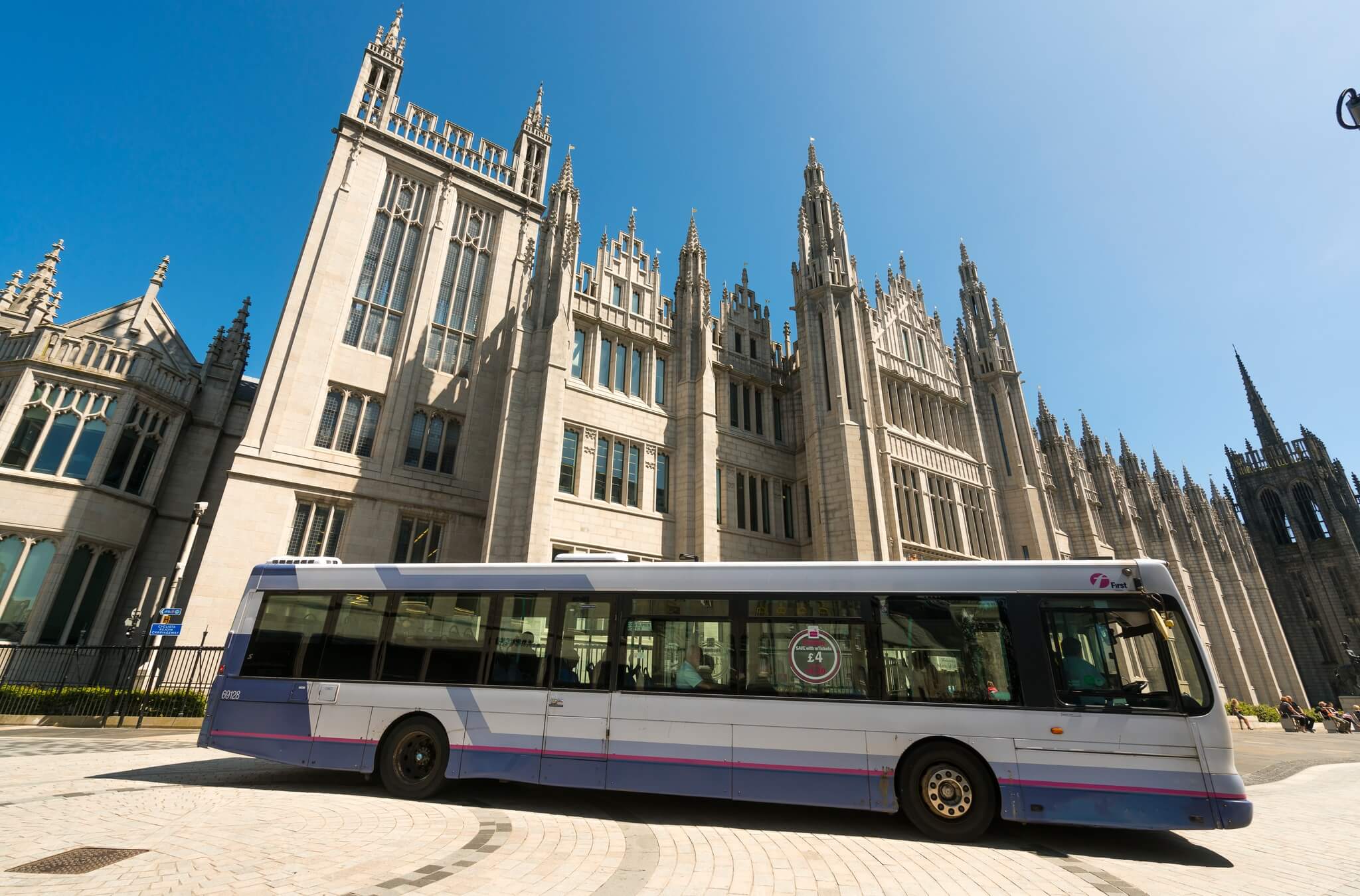 scotland tour buses