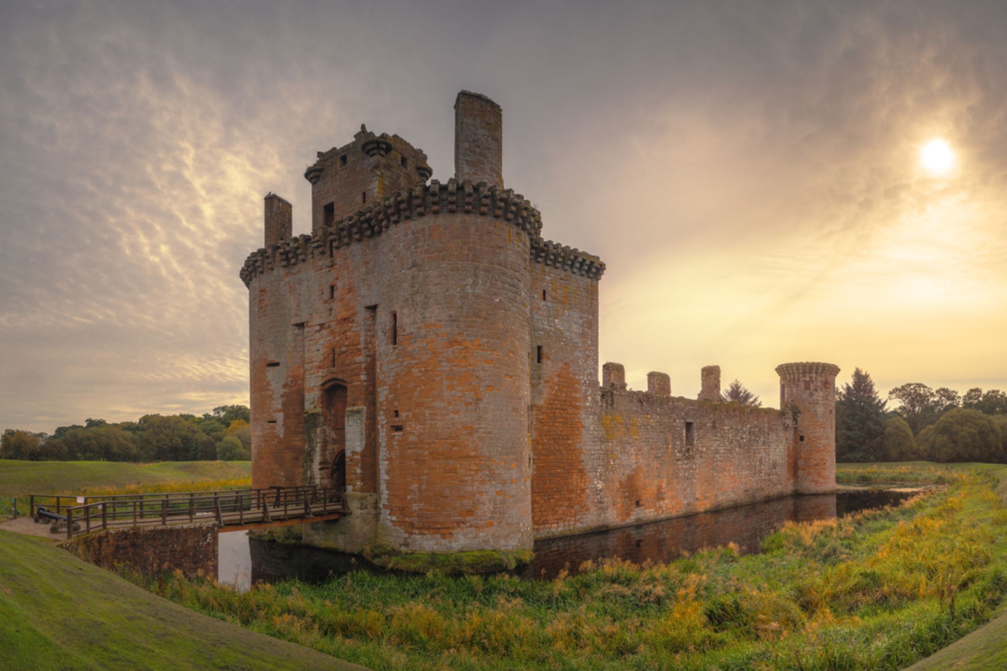 tourist places near scotland