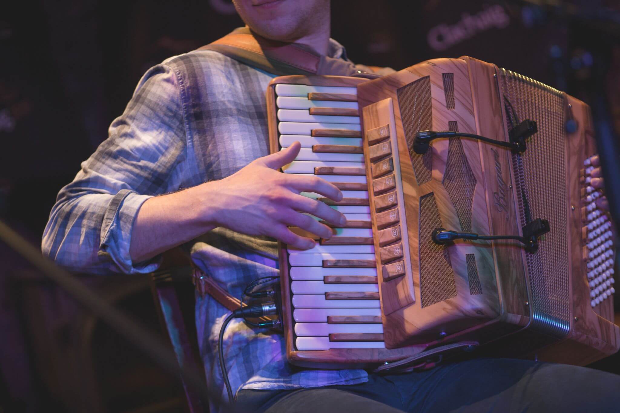 An accordion player at the Clachaig Inn in Glenoe