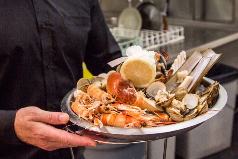 Langoustine Clam Razor Clam Oysters And Crab  Served With Half A Lemon And On A Bed Of Ice  Loch Fyne Restaurant Oyster Bar