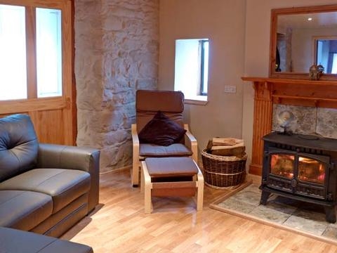 Jubilee Cottage, Uig – Self Catering | VisitScotland