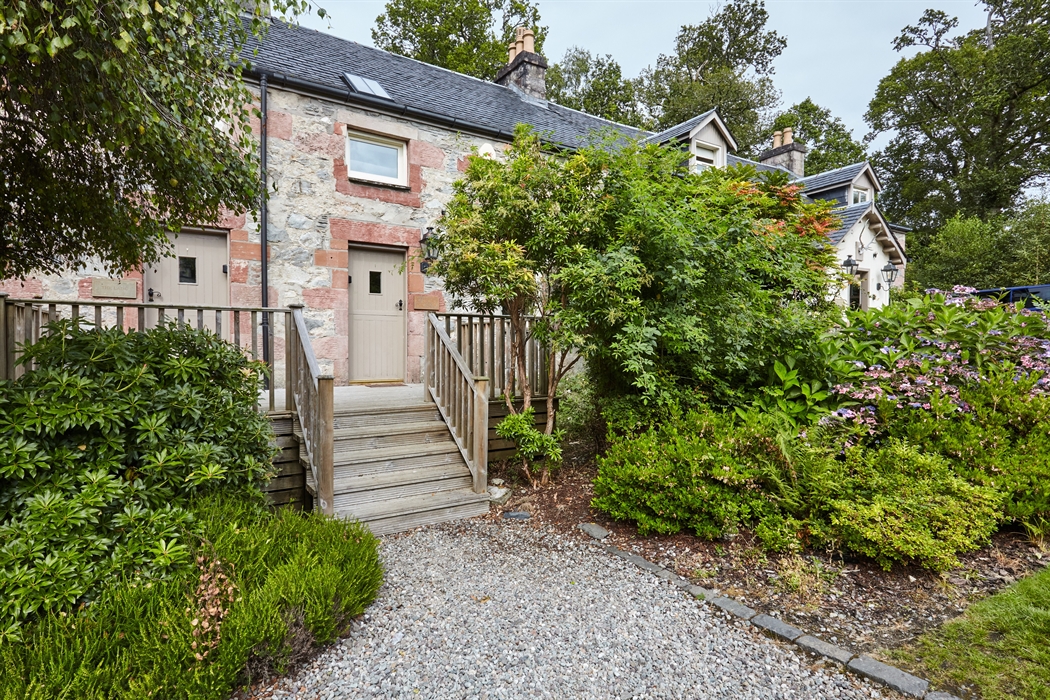 Weir Cottage At Luss, Alexandria – Self Catering | VisitScotland